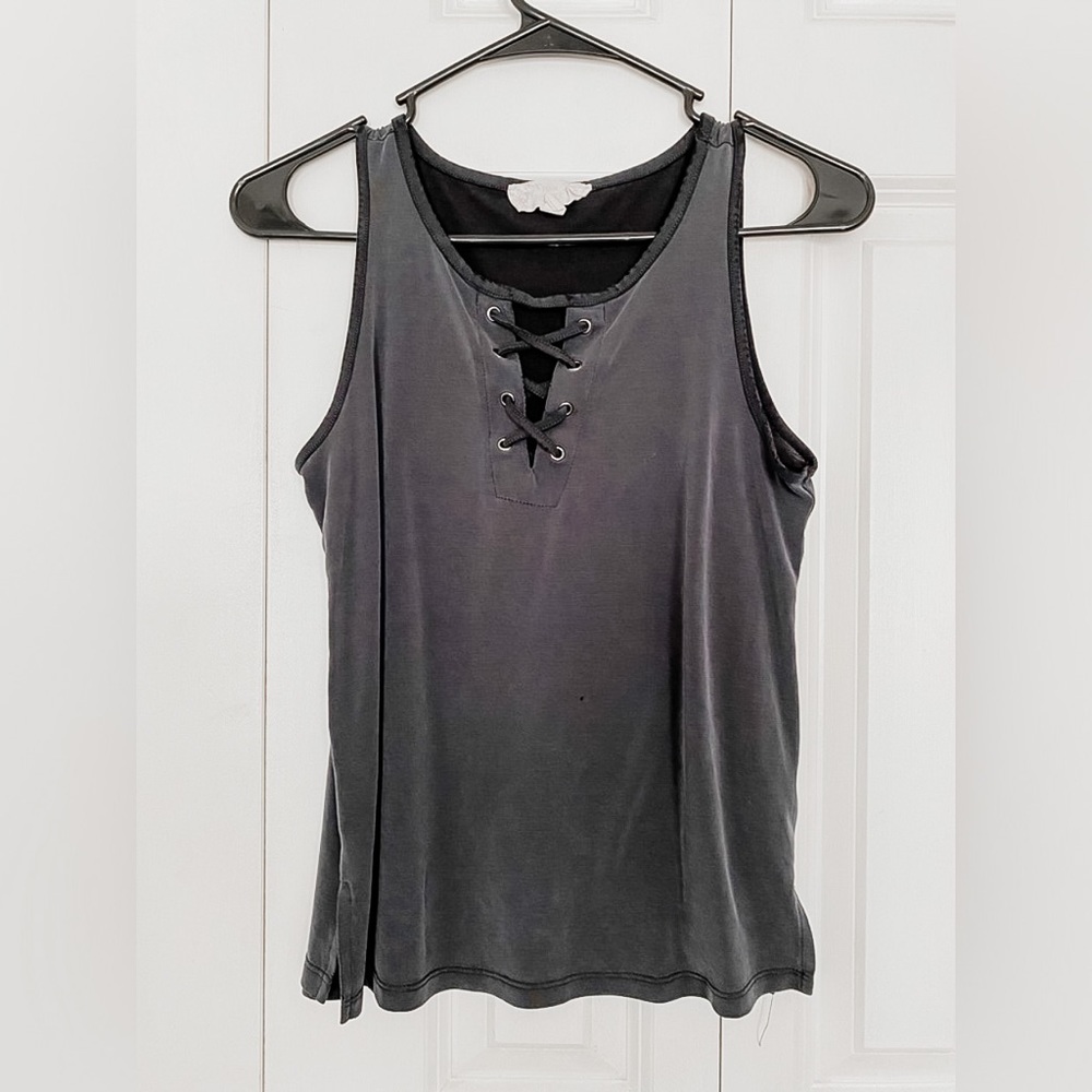 12. Pink Republic | Junior’s small sleeveless blouse tank | GUC